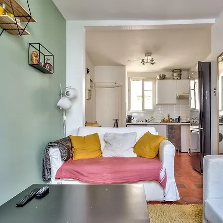 Charming For 3 People ❁ Ternes Quartier ❁ *