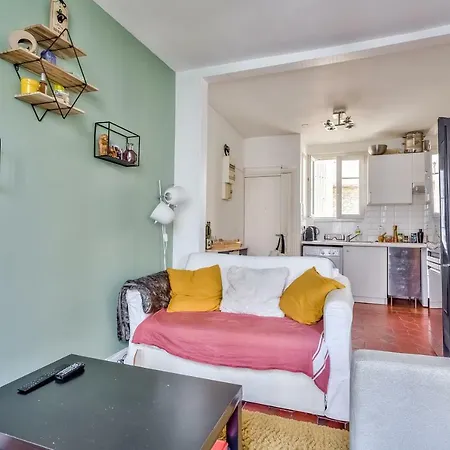 Charming For 3 People ❁ Ternes Quartier ❁ Appartamento *